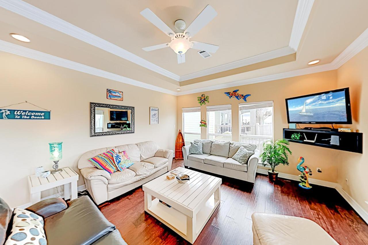 Afternoon D'Lite Villa Crystal Beach Exterior photo